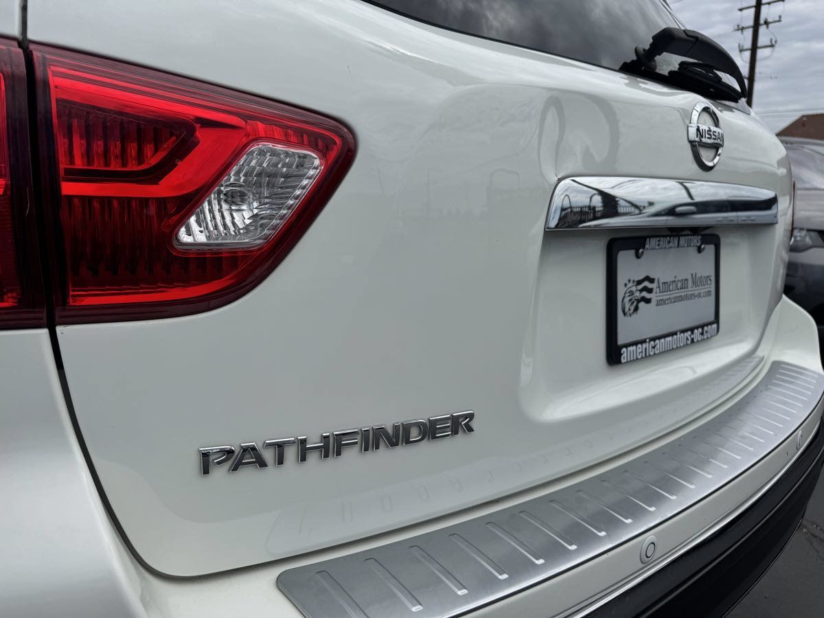 Used 2020 Nissan Pathfinder S FWD image 15