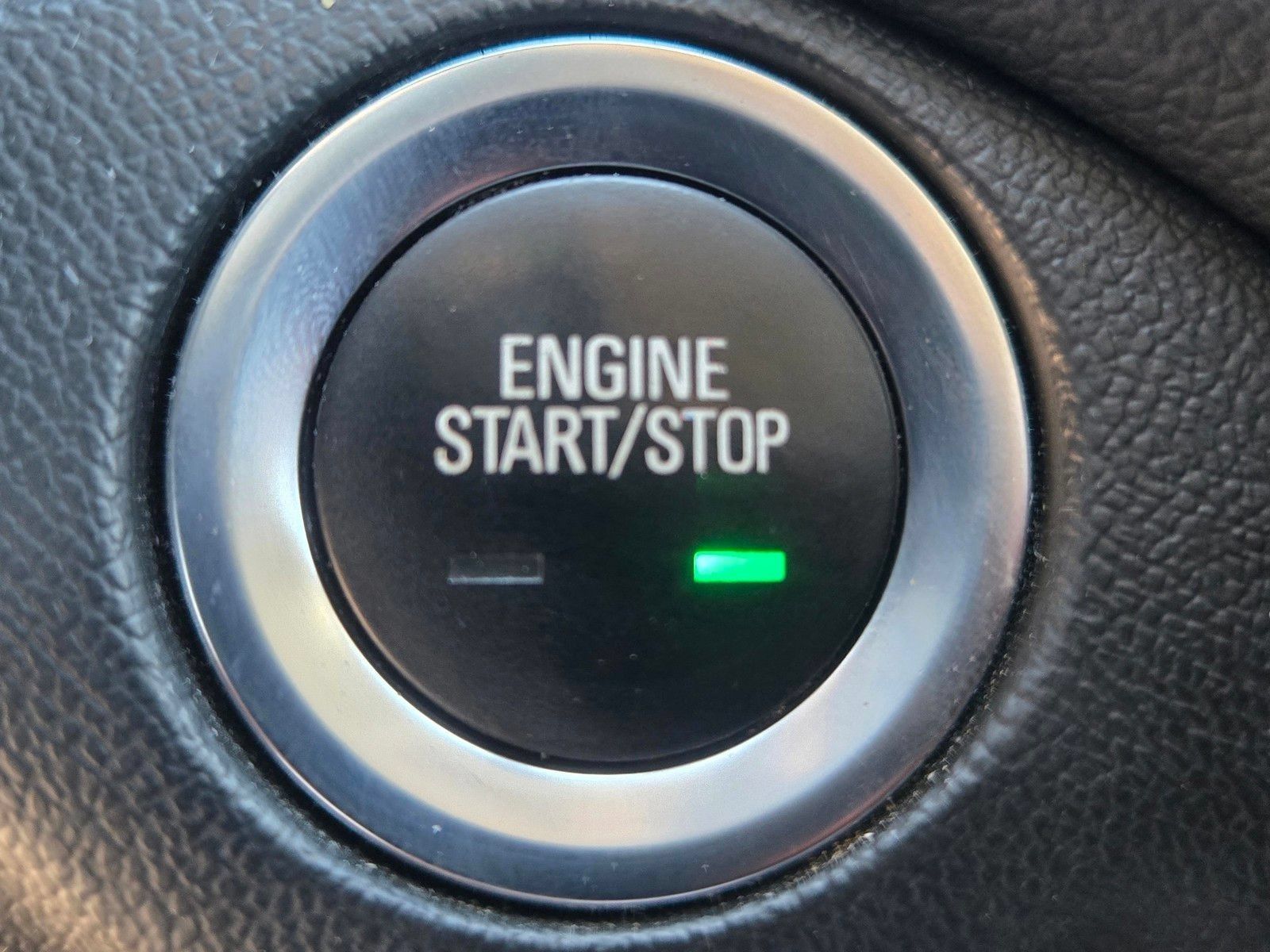 Used 2023 Chevrolet Equinox LT AWD/4WD image 18