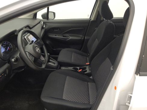 Used 2023 Nissan Versa S FWD image 17
