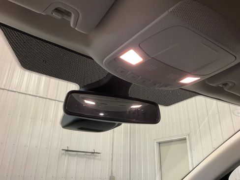 Used 2023 Ford Edge SEL w/ Convenience Package image 16