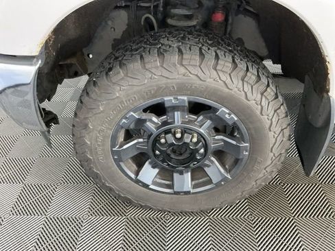 Used 2011 Ford F350 Lariat w/ Chrome Pkg image 7