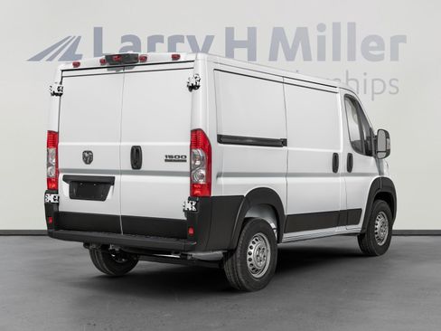 New 2026 RAM ProMaster 1500 w/ Convenience Group FWD image 3