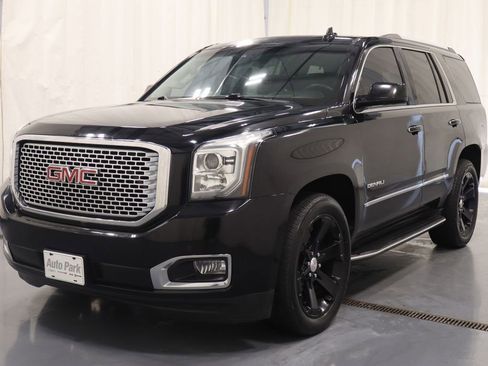 Used 2016 GMC Yukon Denali w/ Enhanced Security Package image 6