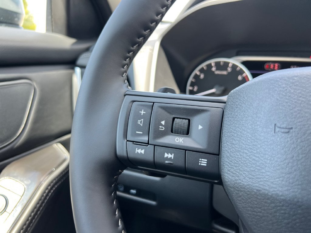 New 2026 Nissan Rogue SV FWD image 11