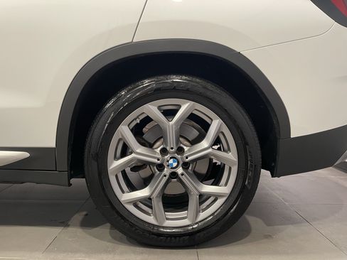 Used 2024 BMW X3 xDrive30i w/ Premium Package AWD/4WD image 8
