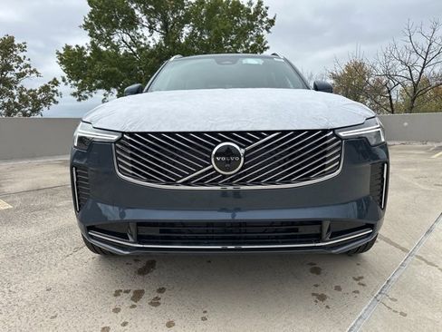 New 2026 Volvo XC90 B6 Plus w/ Protection Package Premier image 2