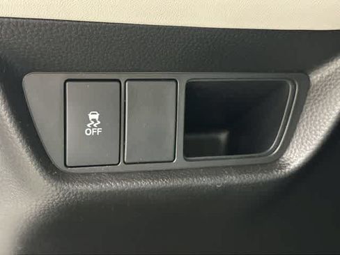 Certified 2027 Honda HR-V LX image 19