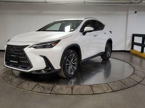 Used 2023 Lexus NX 350 350 Premium image 4