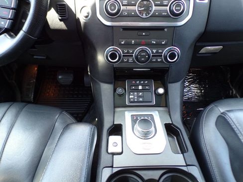 Used 2016 Land Rover LR4 HSE image 23