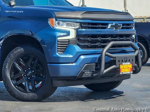 Used 2024 Chevrolet Silverado 1500 RST w/ All Star Edition Plus AWD/4WD image 2