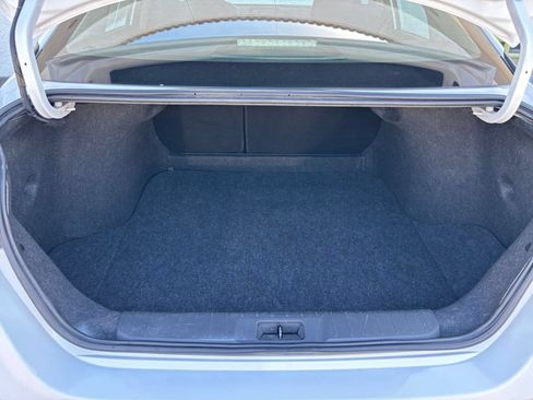 Used 2025 Nissan Sentra S FWD image 24
