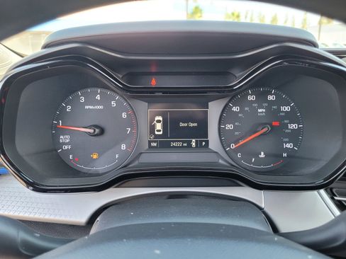 Used 2024 Chevrolet Trax LS w/ Driver Confidence Package FWD image 25