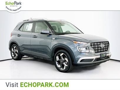 Used 2024 Hyundai Venue SEL