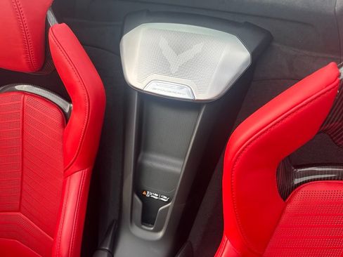 Used 2021 Chevrolet Corvette Stingray Premium Conv w/ Z51 Performance Package RWD image 20