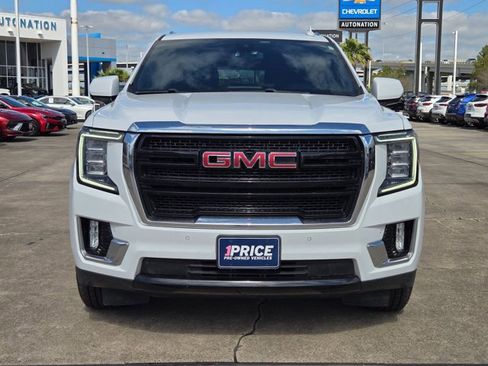 Used 2021 GMC Yukon XL SLE image 2