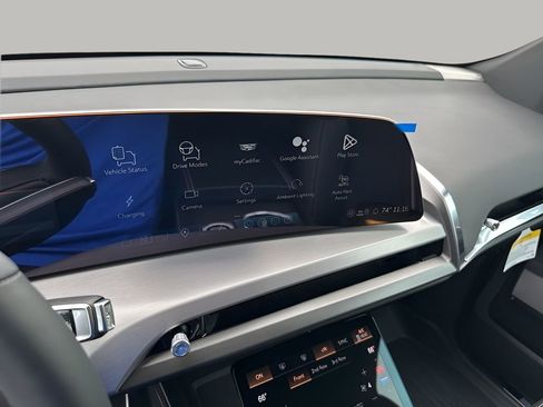 New 2026 Cadillac Vistiq Luxury w/ LPO, Floor Liner Package image 35