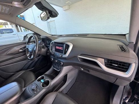 Used 2020 GMC Terrain SLT image 16
