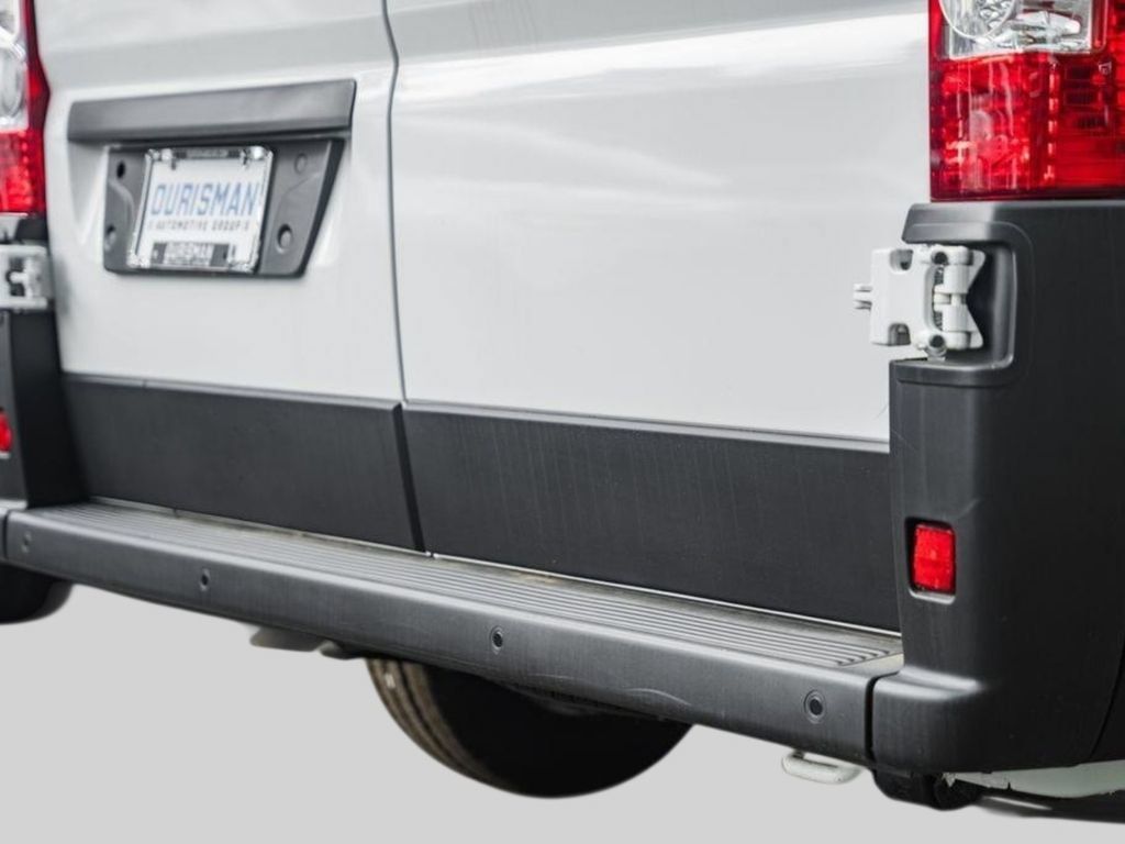 New 2025 RAM ProMaster 2500 w/ Quick Order Package 22G SLT FWD image 7