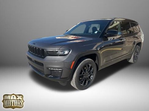 New 2025 Jeep Grand Cherokee L Limited image 3