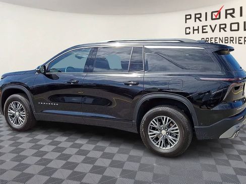 Used 2025 Chevrolet Traverse LT w/ Enhanced Driving Package FWD image 6