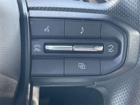 Used 2023 Chevrolet Colorado Trail Boss w/ Technology Package image 23