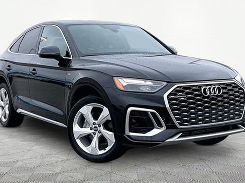 Used 2023 Audi Q5 2.0T Premium Plus w/ Premium Plus Package AWD/4WD image 11