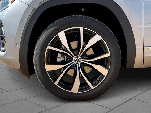 New 2026 Volkswagen Atlas SEL Premium R-Line AWD/4WD image 12
