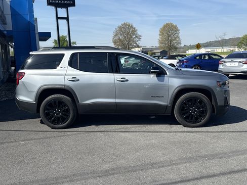 Used 2023 GMC Acadia SLT w/ Elevation Edition AWD/4WD image 2