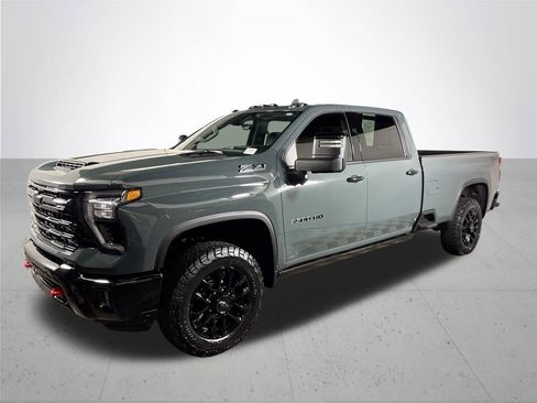 Used 2026 Chevrolet Silverado 3500 LTZ w/ Trail Boss Package AWD/4WD image 2