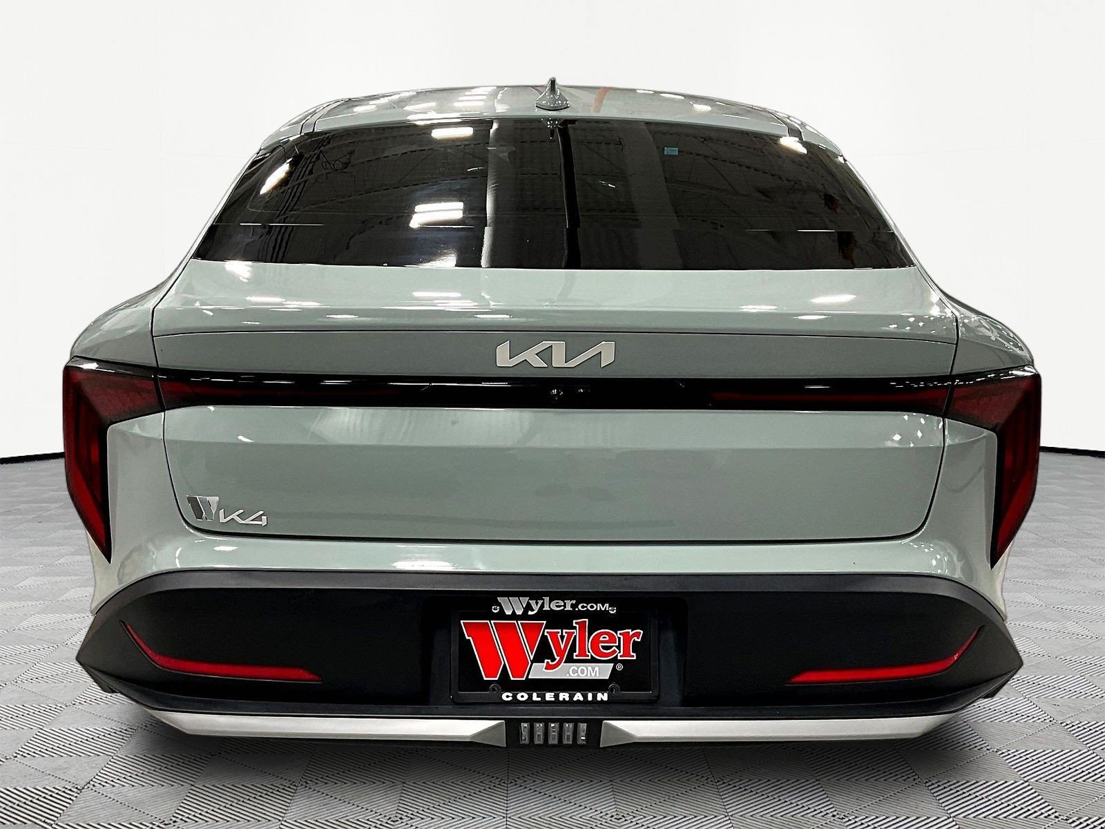 Used 2025 Kia K4 FWD image 5