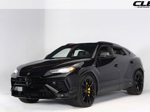 Used 2024 Lamborghini Urus S image 1