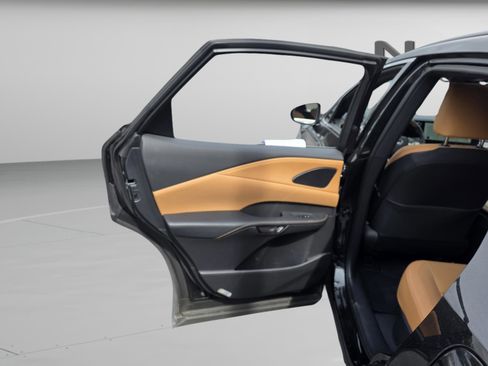 Certified 2025 Lexus RX 350 Premium w/ Accessory Package (Z1) image 28