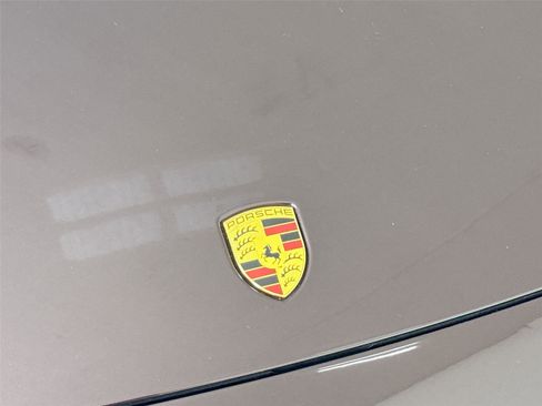 Used 2023 Porsche Panamera Platinum Edition image 33