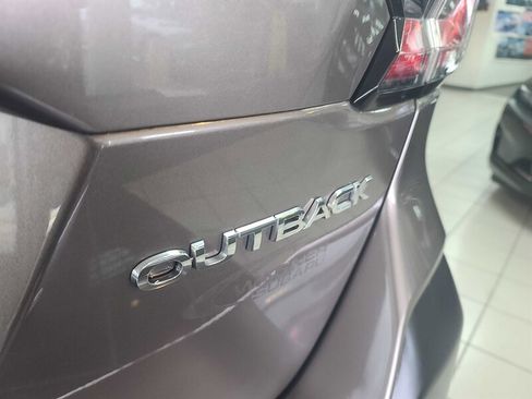 Used 2021 Subaru Outback Premium image 33