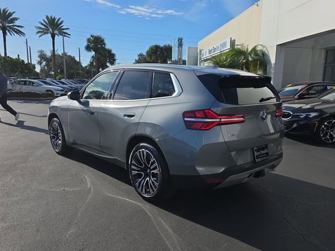 Used 2025 BMW X3 xDrive30i w/ Premium Package image 4