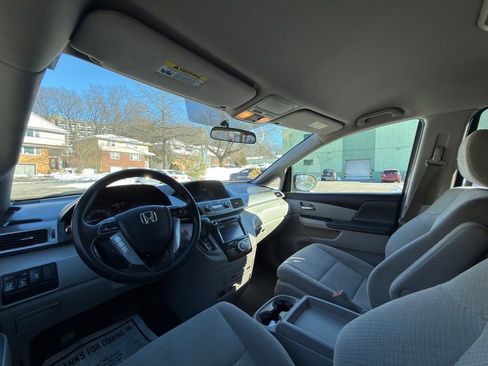 Used 2016 Honda Odyssey SE image 27