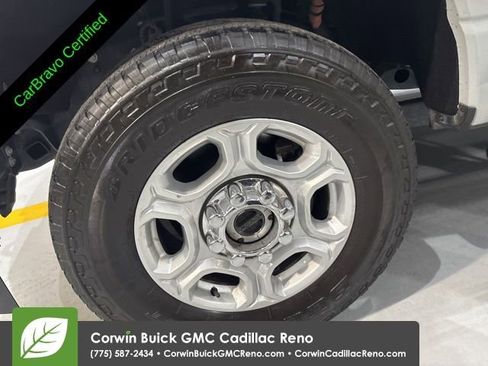 Used 2025 Ford F250 XLT image 33