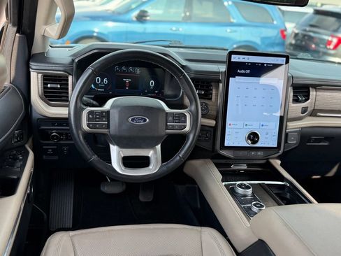 Certified 2023 Ford Expedition Limited AWD/4WD image 5