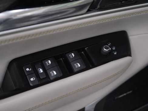 Used 2022 Jeep Wagoneer Series II w/ Premium Group I image 22