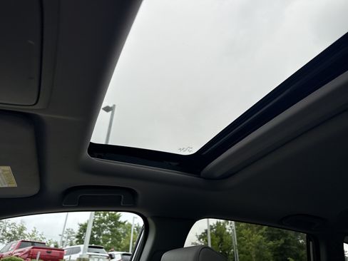 Used 2017 Honda CR-V EX-L image 5
