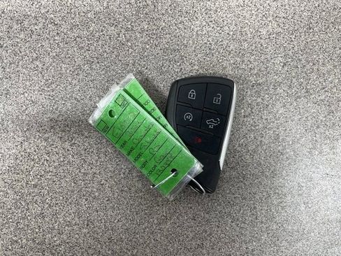 Used 2023 Chevrolet Silverado 1500 RST image 25