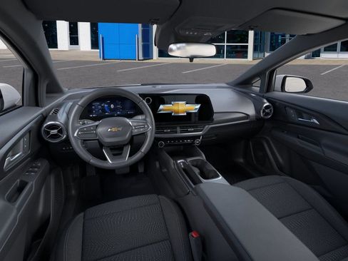 New 2026 Chevrolet Equinox EV LT w/ Comfort Package image 16