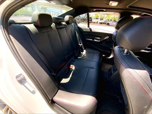 Used 2015 BMW 328i Sedan RWD image 18
