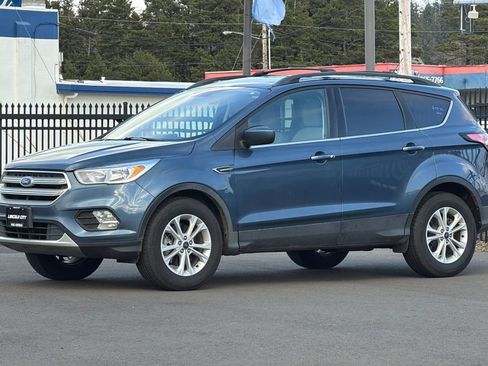 Used 2018 Ford Escape SE image 7