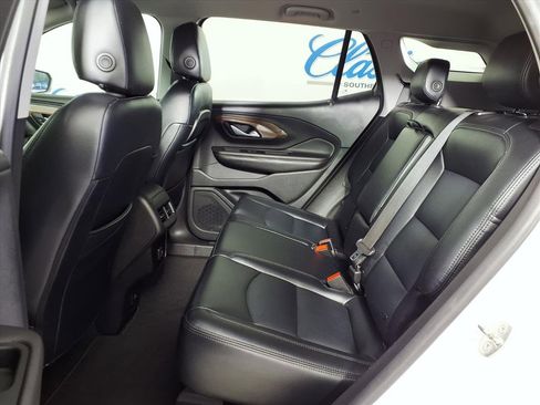 Used 2018 GMC Terrain SLE w/ Driver Convenience Package image 8