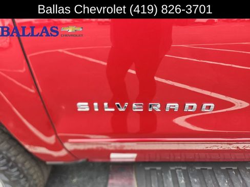 Certified 2018 Chevrolet Silverado 1500 LT w/ All Star Edition AWD/4WD image 32