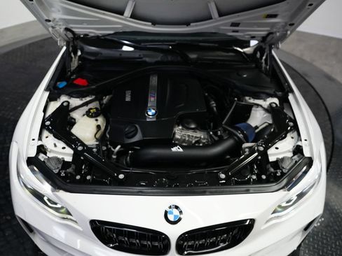 Used 2018 BMW M2 w/ Executive Package RWD image 39