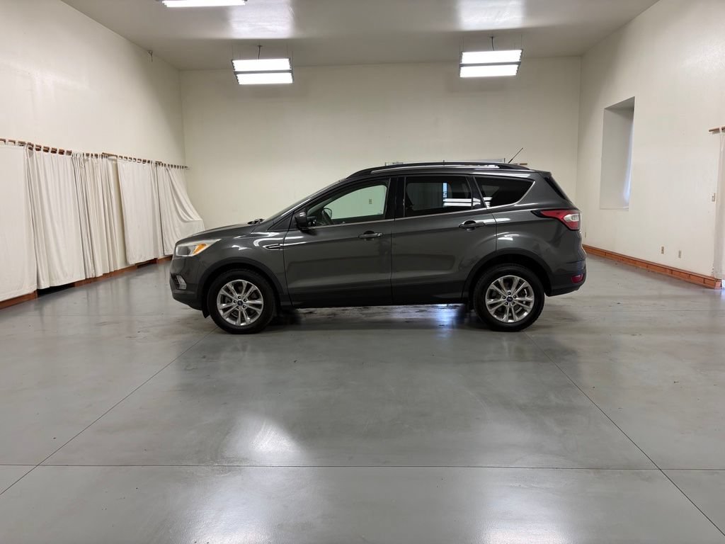 Used 2018 Ford Escape SE AWD/4WD image 5
