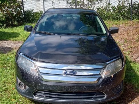 Used 2012 Ford Fusion SE image 3