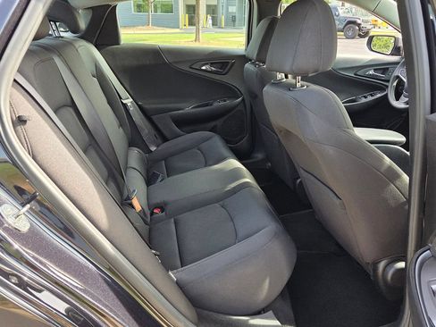Used 2022 Chevrolet Malibu LS FWD image 14